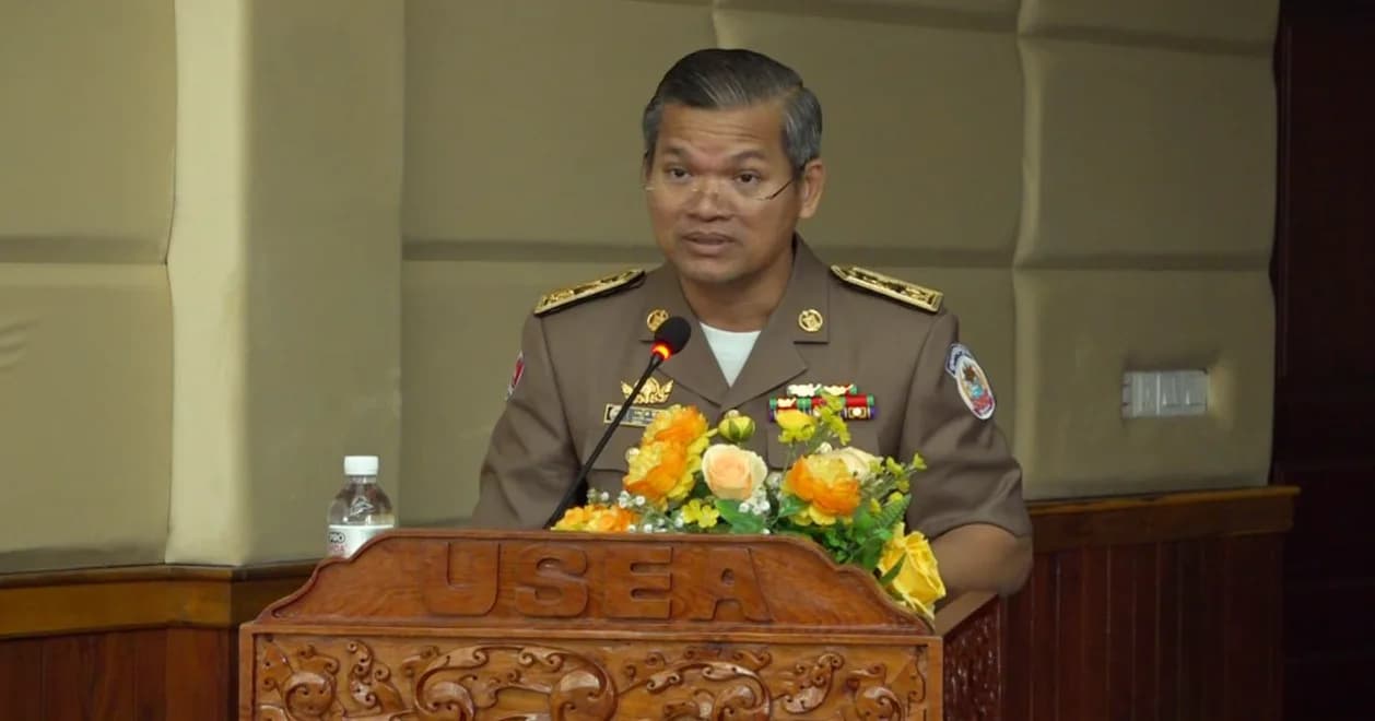 អាជ្ញាធរខេត្តសៀមរាប បន្តចុះផ្សព្វផ្សាយនូវការផ្ដល់សេវារដ្ឋបាល យន្តការច្រកចេញចូលតែមួយជូនដល់សិស្សនិស្សិតក្នុងខេត្តសៀមរាប